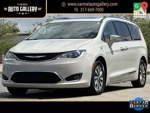 2020 Chrysler Pacifica Minivan Hybrid Limited FWD photo