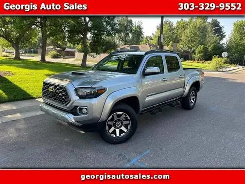 2022 Toyota Tacoma SR5 4WD photo
