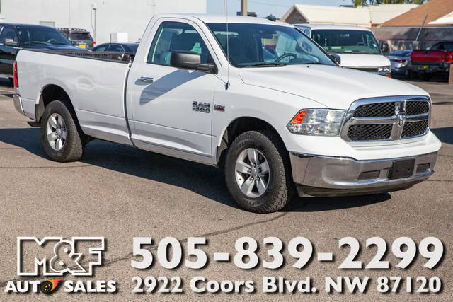 2018 Ram 1500 SLT 4WD photo