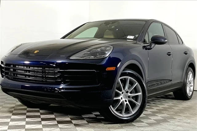 2022 Porsche Cayenne Coupe S AWD photo