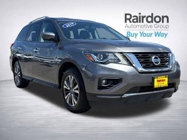 2019 Nissan Pathfinder SL 4WD photo