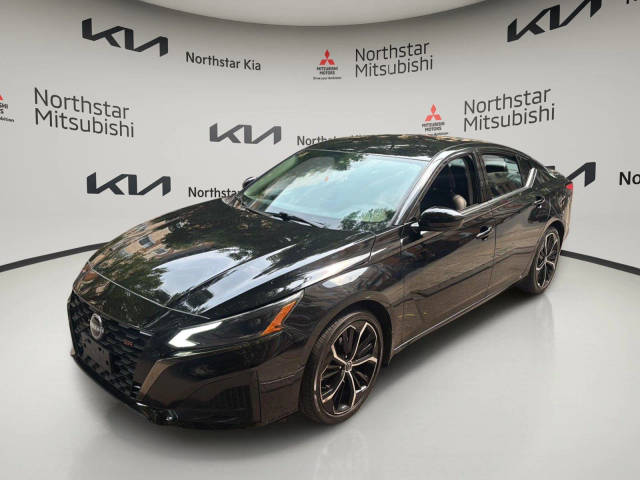 2023 Nissan Altima 2.5 SR FWD photo