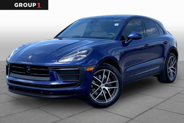 2023 Porsche Macan T AWD photo