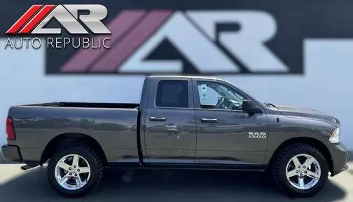 2016 Ram 1500 Express 4WD photo