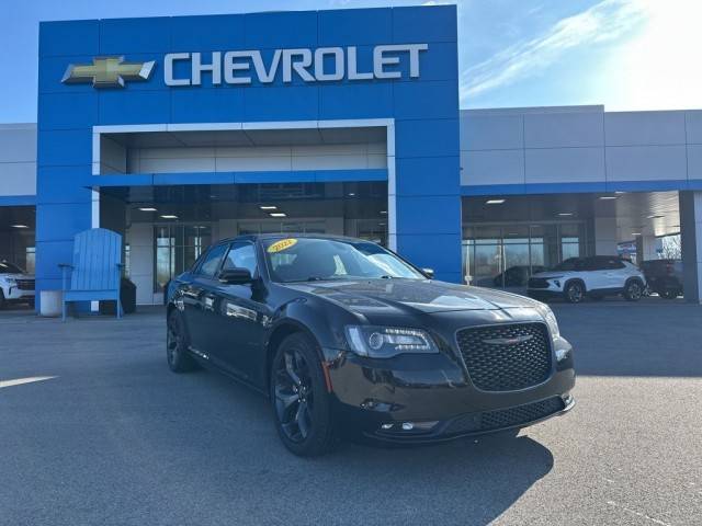 2022 Chrysler 300 300S RWD photo