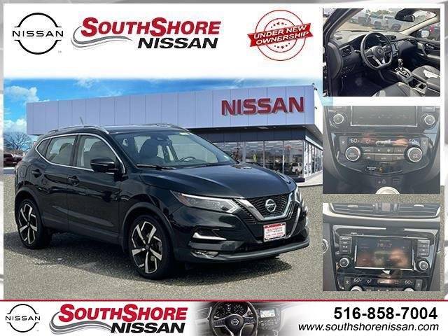 2021 Nissan Rogue Sport SL AWD photo