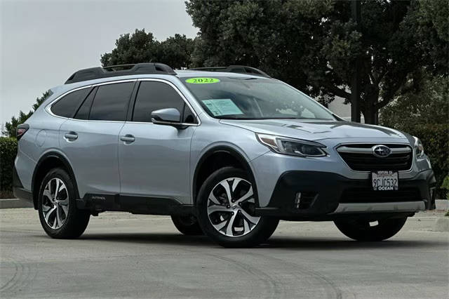 2022 Subaru Outback Limited AWD photo