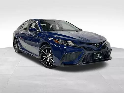 2023 Toyota Camry SE FWD photo