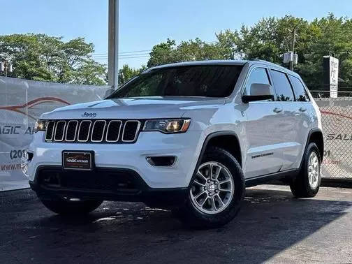 2020 Jeep Grand Cherokee Laredo E 4WD photo