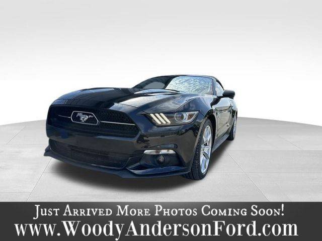 2015 Ford Mustang GT Premium RWD photo