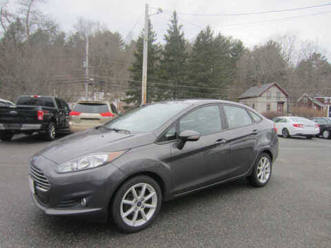2015 Ford Fiesta SE FWD photo
