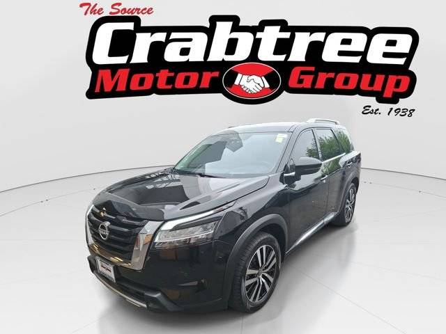 2023 Nissan Pathfinder Platinum 4WD photo
