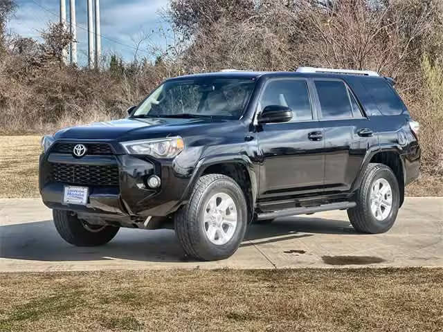 2015 Toyota 4Runner SR5 RWD photo