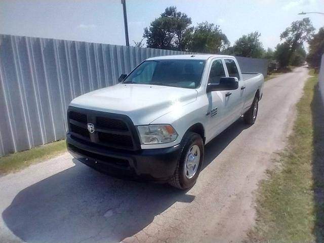 2016 Ram 3500 Tradesman RWD photo