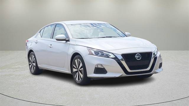 2021 Nissan Altima 2.5 SV FWD photo