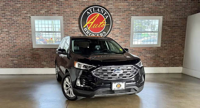 2022 Ford Edge Titanium AWD photo