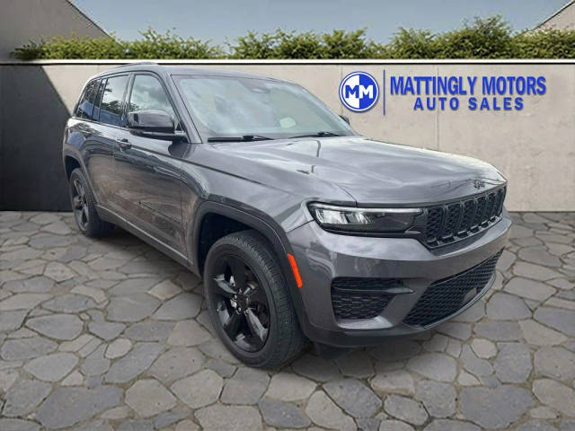2022 Jeep Grand Cherokee Altitude 4WD photo