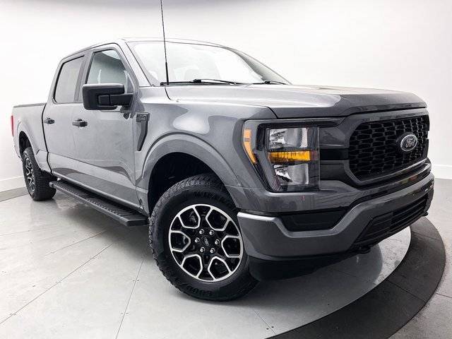 2023 Ford F-150 XL 4WD photo