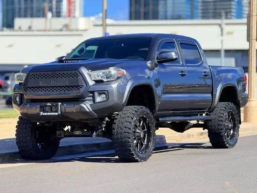 2016 Toyota Tacoma SR5 RWD photo