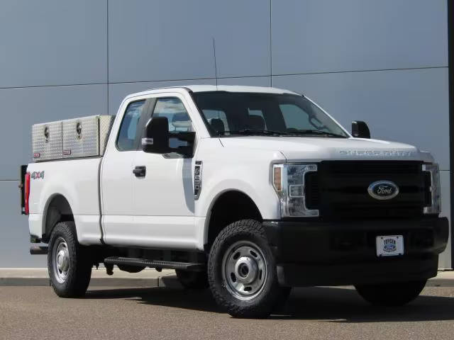 2019 Ford F-250 Super Duty XL 4WD photo