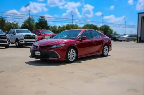 2021 Toyota Camry LE FWD photo