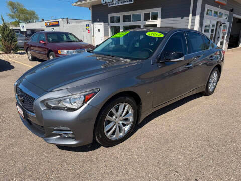 2015 Infiniti Q50 Premium AWD photo