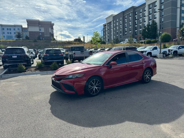 2022 Toyota Camry SE FWD photo