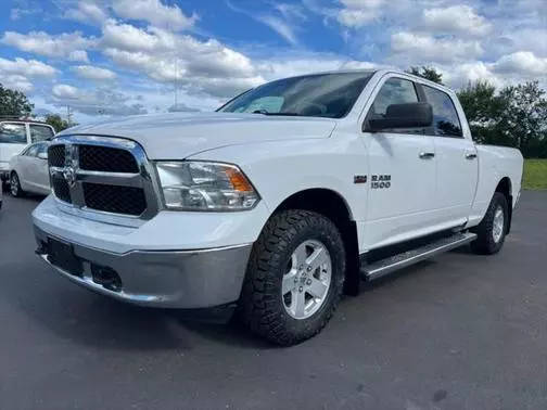 2017 Ram 1500 SLT 4WD photo