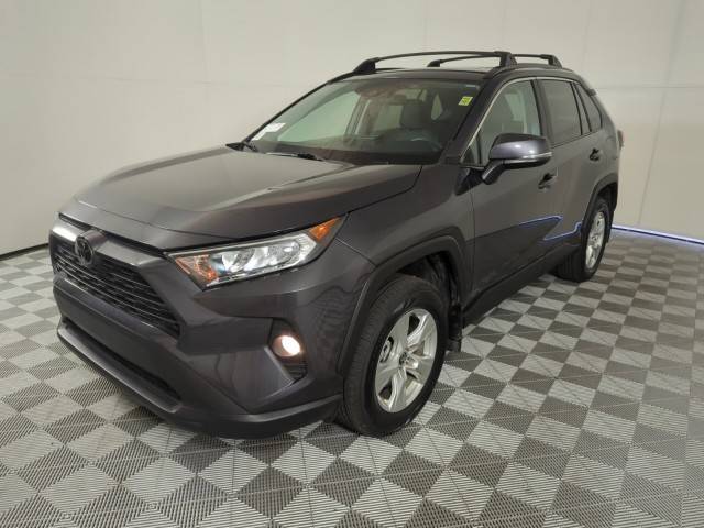 2021 Toyota RAV4 XLE AWD photo