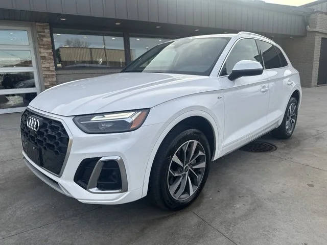 2023 Audi Q5 S line Premium Plus AWD photo