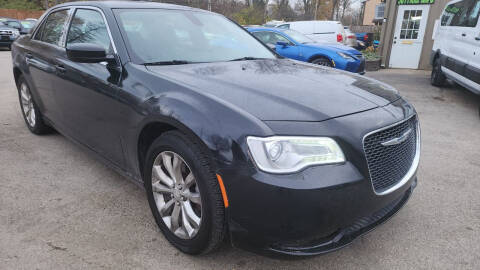2015 Chrysler 300 Limited AWD photo