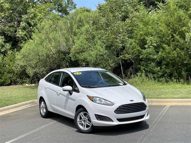 2019 Ford Fiesta SE FWD photo