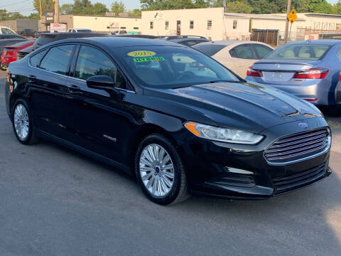 2015 Ford Fusion S Hybrid FWD photo