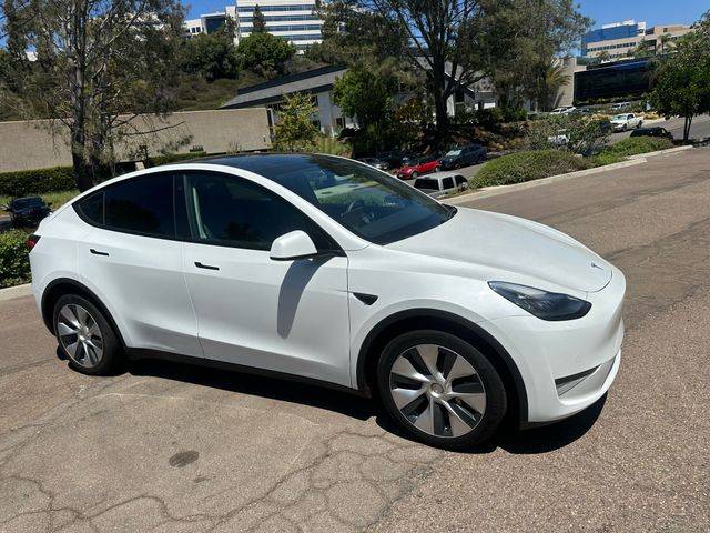 2021 Tesla Model Y Long Range AWD photo
