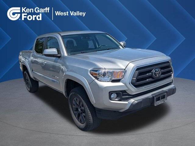 2023 Toyota Tacoma SR5 4WD photo