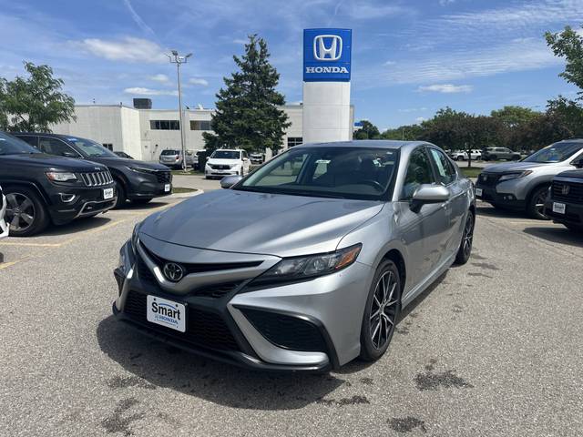 2021 Toyota Camry SE FWD photo