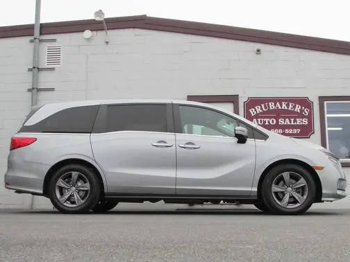 2022 Honda Odyssey EX FWD photo