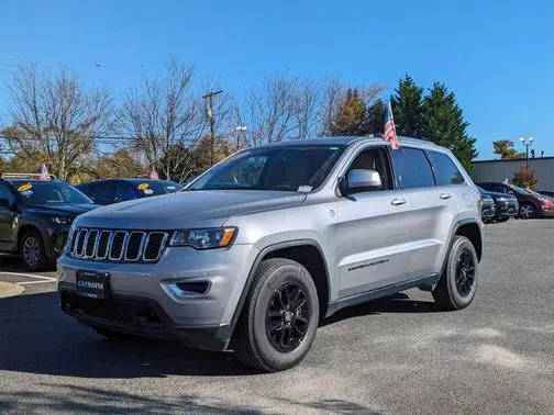 2018 Jeep Grand Cherokee Laredo E 4WD photo