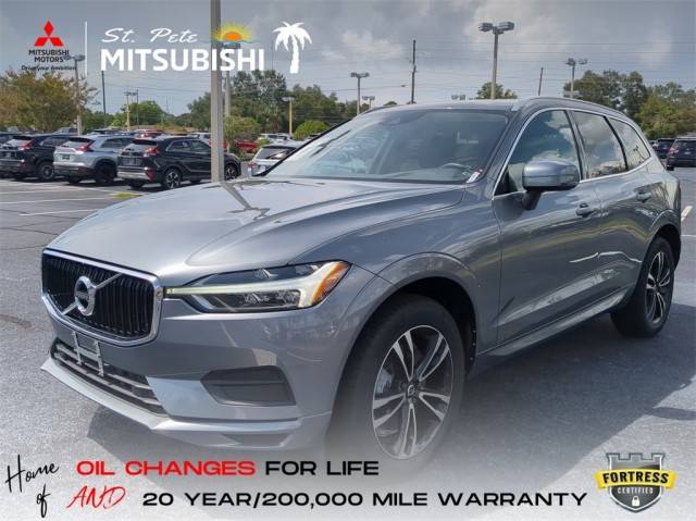 2020 Volvo XC60 Momentum AWD photo