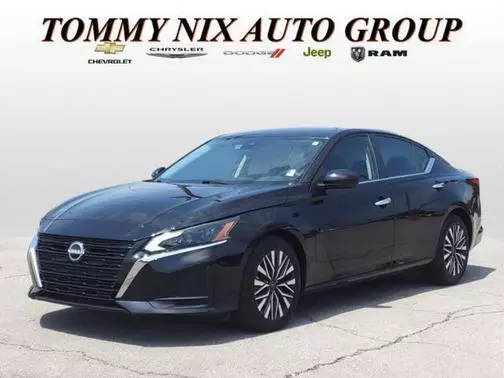 2023 Nissan Altima 2.5 SV FWD photo