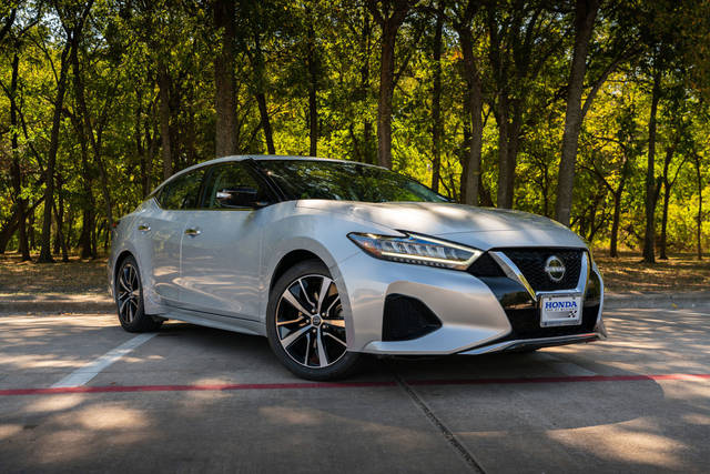 2023 Nissan Maxima SV FWD photo