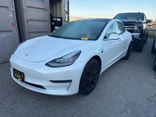 2019 Tesla Model 3 Mid Range RWD photo