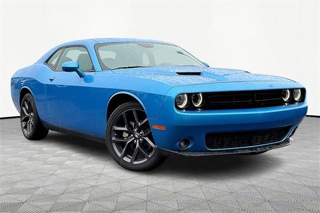 2023 Dodge Challenger SXT RWD photo