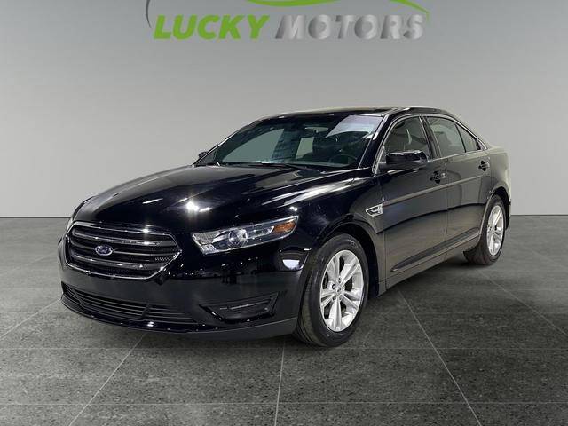 2016 Ford Taurus SEL FWD photo