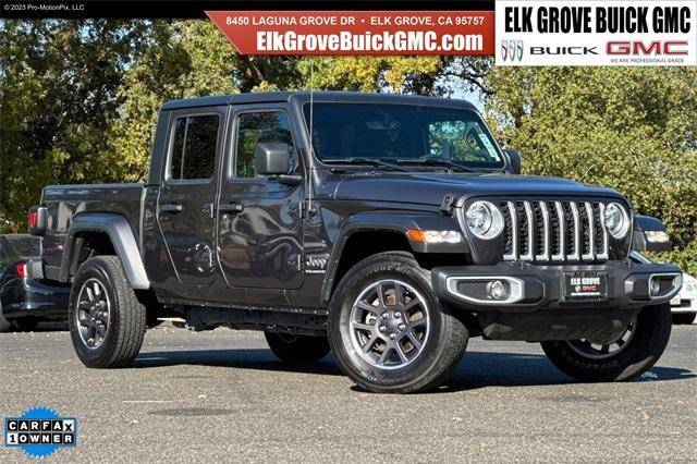 2023 Jeep Gladiator Overland 4WD photo