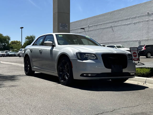 2022 Chrysler 300 300S RWD photo