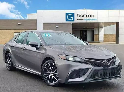 2022 Toyota Camry SE FWD photo