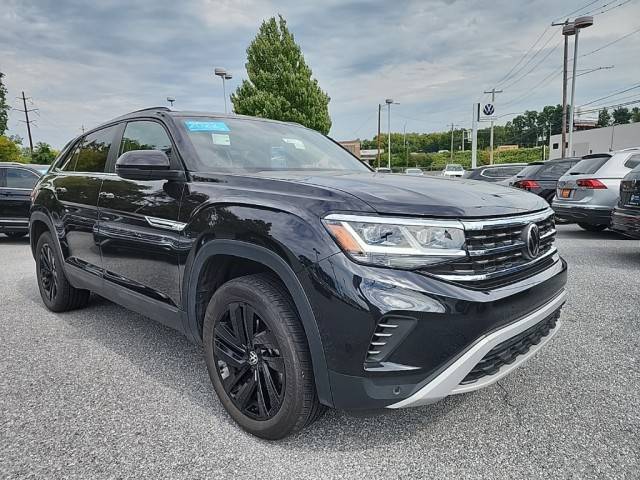 2022 Volkswagen Atlas Cross Sport 3.6L V6 SE w/Technology AWD photo