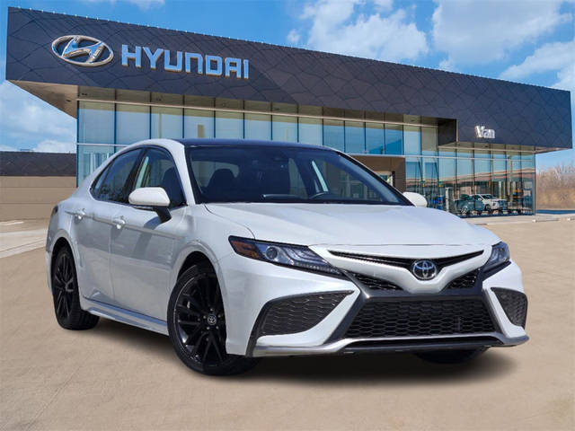 2022 Toyota Camry XSE FWD photo