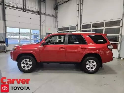 2023 Toyota 4Runner SR5 4WD photo